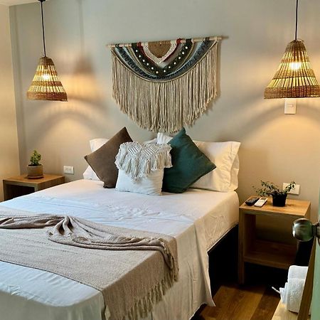 מדיין Luum Casa Hotel Manila מראה חיצוני תמונה
