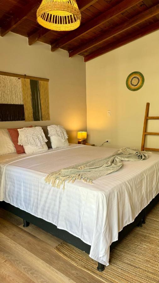 מדיין Luum Casa Hotel Manila מראה חיצוני תמונה
